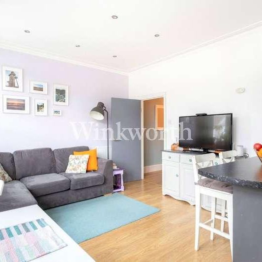 First Floor Flat, Kingsley Road, London, N13 - Photo 1