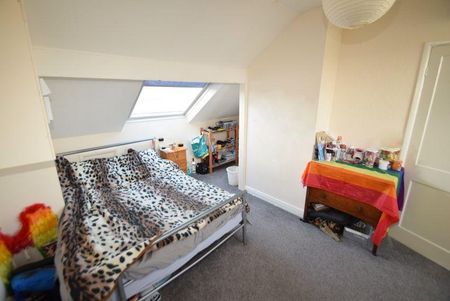 3 bedroom house share to rent - Photo 2
