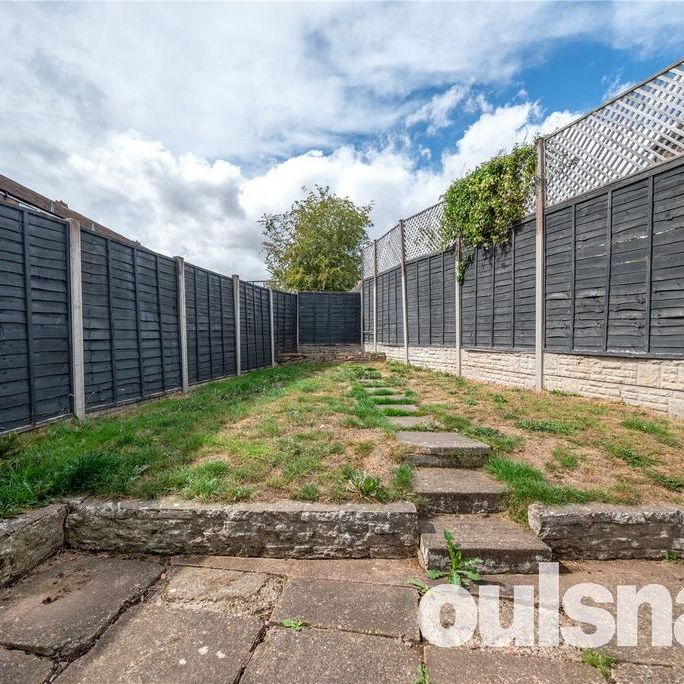 3 bedroom semi-detached house to rent - Photo 1
