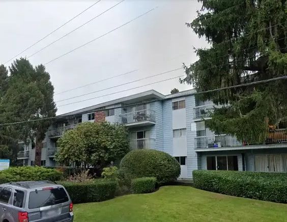 LA PLAYA VISTA | 1360 Fir Street, White Rock - Photo 1