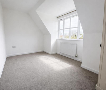 3 bedroom detached house to rent - Photo 2