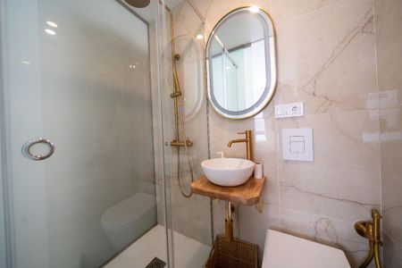 2 room luxury Apartment for rent in Valencia, Spain - Photo 5