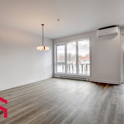 Appartement Mirabel À Louer - Photo 1