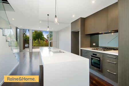 7 Nelson St, Dulwich Hill NSW 2203 - Townhouse For Rent | Domain - Photo 5