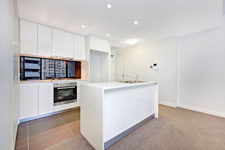 Modern Apartment in the Heart of Chatswood ** Available 29/11/25 ** - Photo 5