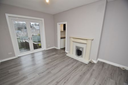 2 bed ground floor flat to rent in Midcroft Avenue, Glasgow, G44 - Photo 2