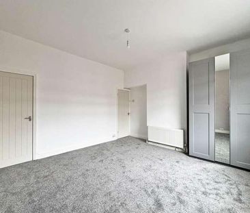 Coalshaw Green Road, Chadderton, OL9 - Photo 2