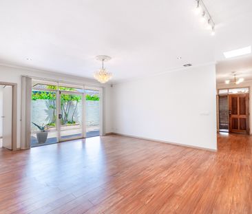 631 Nepean Highway, Brighton East VIC 3187 - House For Rent | Domain - Photo 3