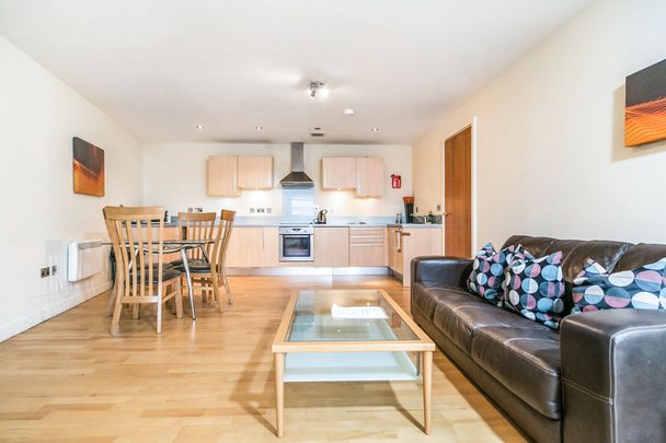 2 bedroom apartment to rent - Photo 1
