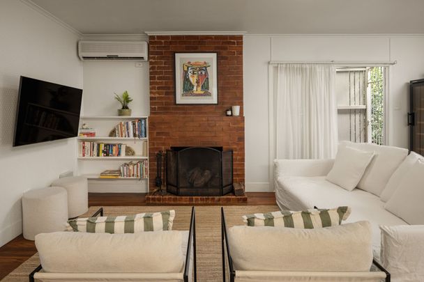 Quiet Family Home in a Ideal Location - Photo 1