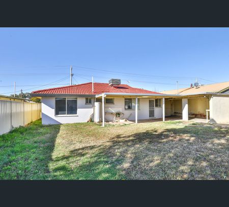 409 Etiwanda Avenue, Mildura, Vic 3500 - Photo 3