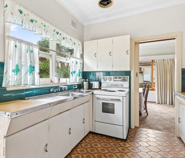 5 Fryer Avenue, Wentworthville NSW 2145 - House For Rent | Domain - Photo 1