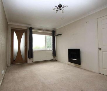 Santa Monica Grove, Bradford, BD10 - Photo 1