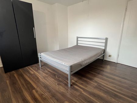 3 Bed Flat, Fortis Green, N2 - Photo 4