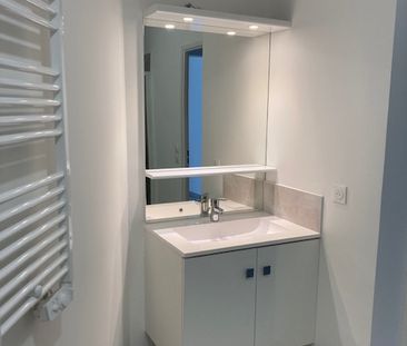 Location Appartement 2 pièces 48m² - Photo 4