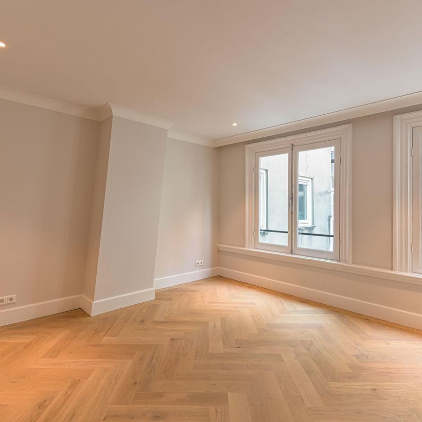 Appartement te huur: Kloveniersburgwal 53-1 1011 JX Amsterdam - Foto 1