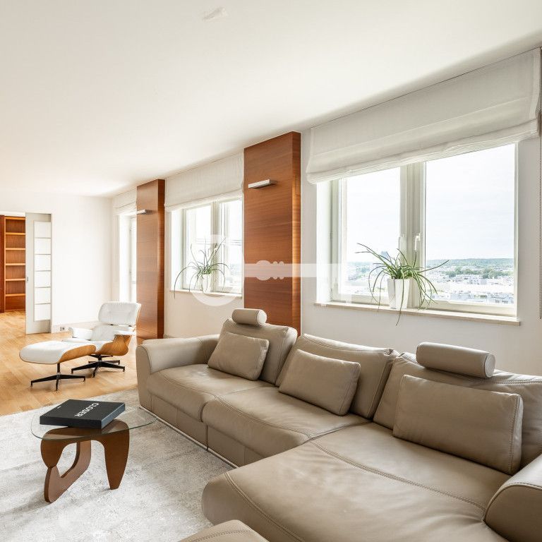 Warszawa, Wilanów, Wilanów Błonia Wilanowskie, Jana Iii Sobieskiego - Photo 1