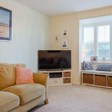 4 bedroom detached house to rent - Photo 1