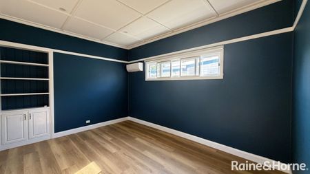 Renovated Family Home - Photo 5