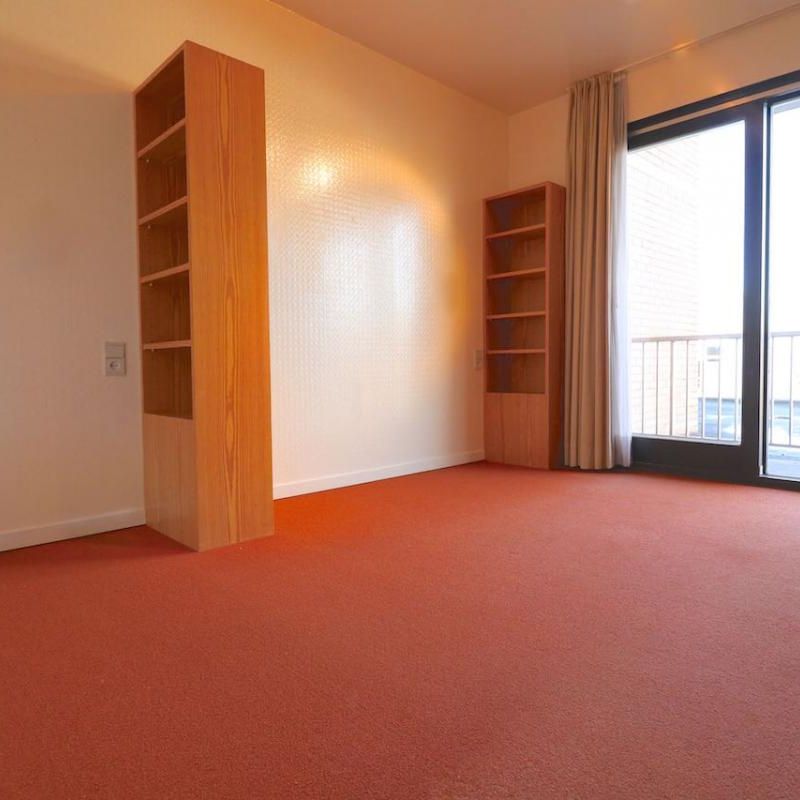 Centraal gelegen appartement met 2 slpk, 2 terrassen en garage voor 890 EUR/mnd - Photo 1
