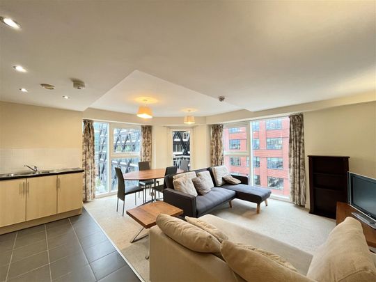 2 Bedroom Apartment To Rent - Photo 1