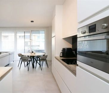 Gelijkvloers app., twee slpk, zonnig terras in centrum te Averbode - Foto 4