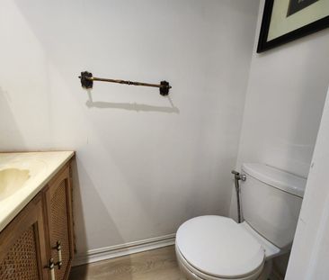 For Lease - 5 Cabot Court Unit# Lower, Aurora, Ontario - Photo 3