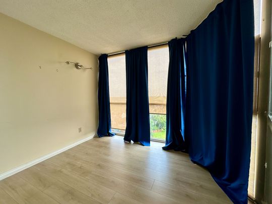 For Lease - 2760 Carousel Crescent Unit# 1508, Blossom Park - Airport and Area, Ontario - Photo 1