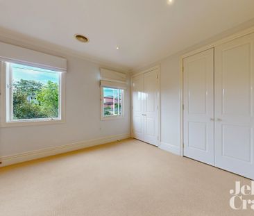 1/8 Mowbray Street, Hawthorn East VIC 3123 - House For Rent | Domain - Photo 6