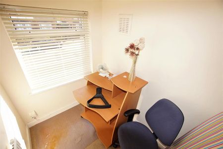 3 bedroom house to rent - Photo 3