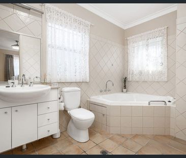 Outstanding home, Resort style living! Pool monthly maintenance inc... - Photo 5