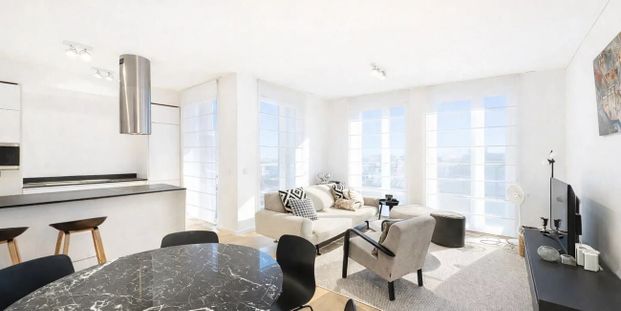 Appartement te huur in Etterbeek voor € 3.335 met 3 slaapkamers - Photo 1