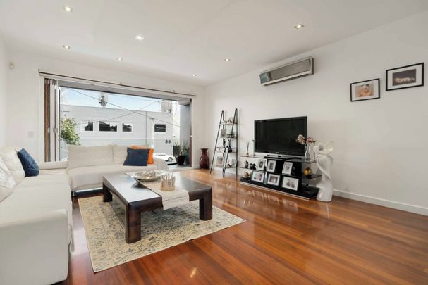 Space, Versatility, Location - Photo 1