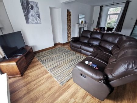 Middle Road, Swansea, SA5 - Photo 4