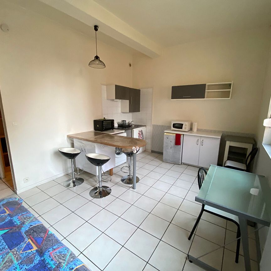 Location Appartement 1 pièce 23m² - Photo 1