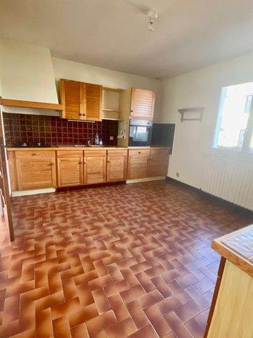 Location Maison 5 pièces 97m² AIRE SUR L ADOUR 40800 - Photo 4