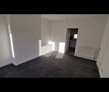 2 Bed Flat, Liberton Street, G33 - Photo 3