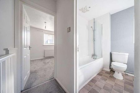 Southby, Bampton, OX18 - Photo 3