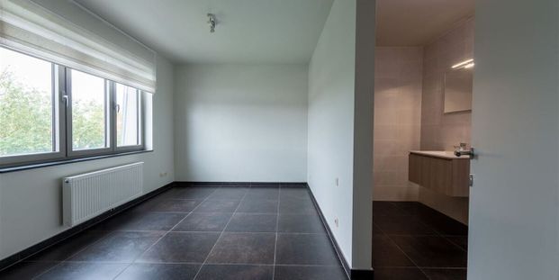 Appartement te huur in Erembodegem voor € 900 met 2 slaapkamers - Photo 1