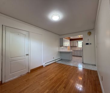 For Lease - 288 Scott Street Unit# Main Floor, St. Catharines, Ontario - Photo 3