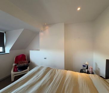 Te huur: prachtig duplex appartement met 2 slaapkamers en terras te... - Photo 6