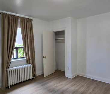 For Lease - 137 Eglinton Avenue Unit# 28, Toronto, Ontario - Photo 5