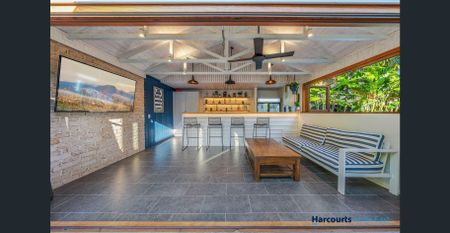 Entertainers Sanctuary | Hidden Gem! - Photo 2