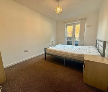 2 bedroom apartment to rent - Photo 4