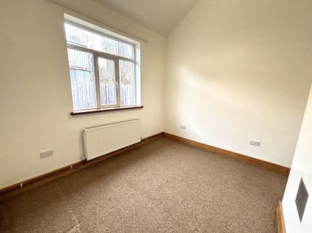 Station Road, Renishaw, Sheffield, S21 - Photo 3