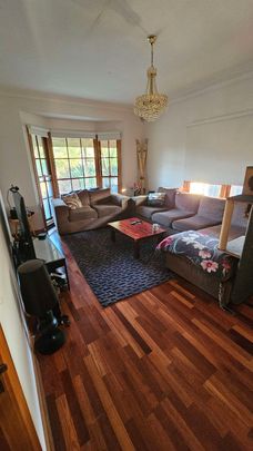 Oakleigh South - Photo 1