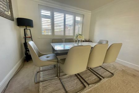 Sunny Bank Walk - Photo 2