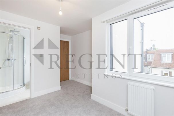 3 bedroom apartment to rent - Photo 1