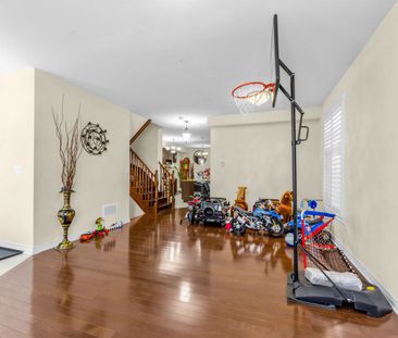 For Lease - 9 Rossmore Drive, Markham, Ontario - Photo 4