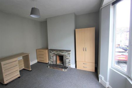 4 bedroom house share to rent - Photo 4